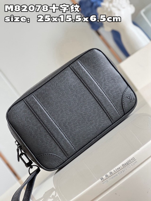 LV專櫃2023新款Pochette Kasai手包 M82078十字紋 路易威登黑色全皮男士手拿包 dn1285